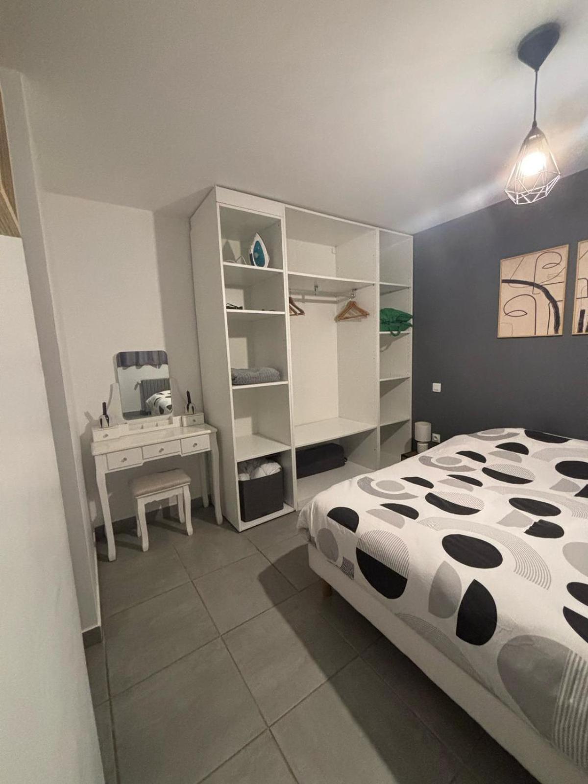 Appartement En Aveyron Aubin  Extérieur photo