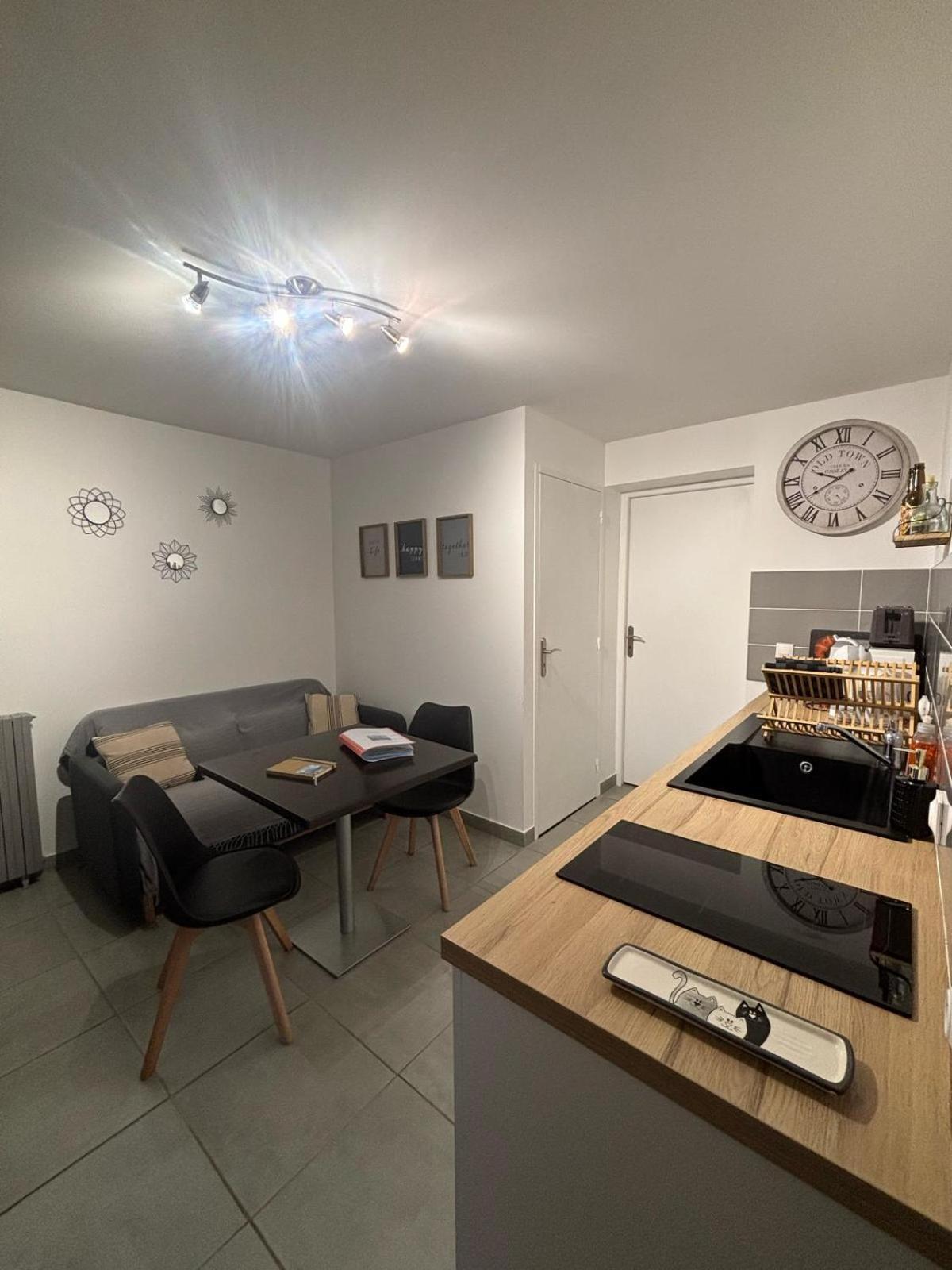 Appartement En Aveyron Aubin  Extérieur photo